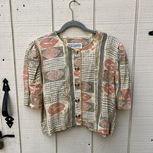 Jessica Howard Blouse Women's Size M Geometric Print Pastel Gold Trim & Button